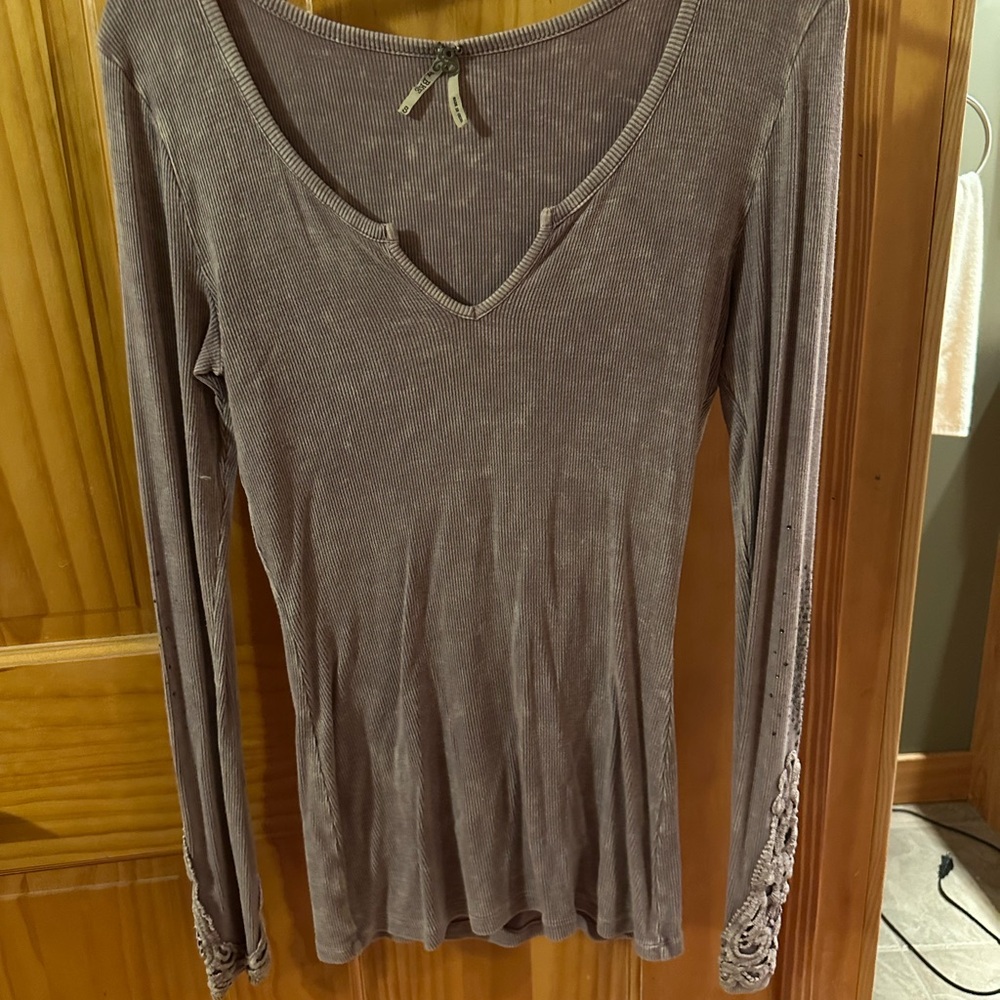 BKE Purple Ribbed Top with Textured Fabric